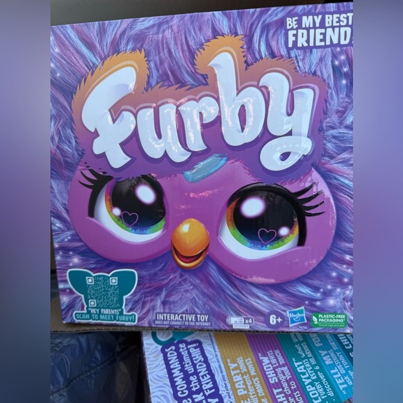 Hasbro Furby Interactive Toy - Purple and Pink new in box - Picture 1 of 4